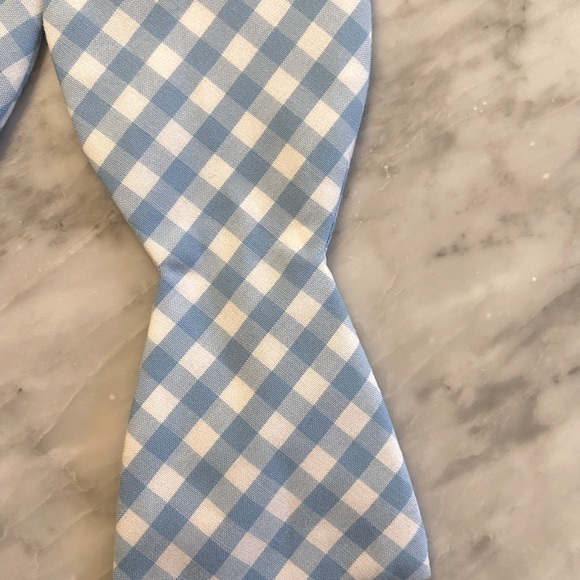 Vineyard Vine Gingham Bow Tie - Picture 2 of 5
